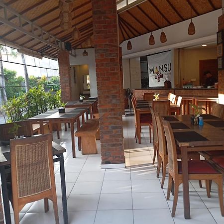 Mansu Hotel And Spa Legian Kuta Lombok Exterior foto